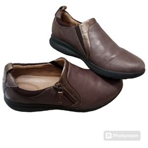 Clarks Womens Un Adorn Zip Size 10M